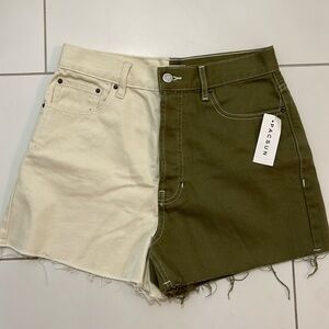 Green and Crème split colored Pacsun shorts